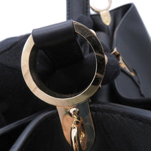 Load image into Gallery viewer, LOUIS VUITTON Capucines Souple BlackM24607 SmoothTaurillon Leather Size GM
