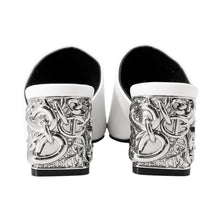 Load image into Gallery viewer, HERMES Glossy White Leather Metal Size 37
