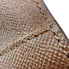 Load image into Gallery viewer, LOUIS VUITTON ★Multicles4 Key Case BrownM69517 Monogram
