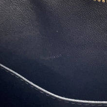 将图像加载到图库查看器中，CHANEL Medallion Tote BlackA01804 Caviar Leather
