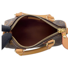 将图像加载到图库查看器中，LOUIS VUITTON Nano Speedy BrownM81085 Monogram
