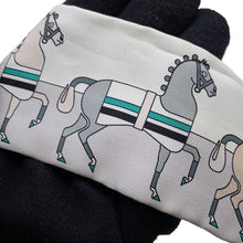 将图像加载到图库查看器中，HERMES Scarf Twilly Rocabar Green/White Silk 100%
