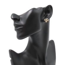 Load image into Gallery viewer, HARRY WINSTON Lily Cluster Mini Ear Studded Size MiniEADYPO1MLC 18K Yellow Gold
