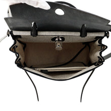 将图像加载到图库查看器中，HERMES Herbag Zip Pegasus Pop Black/Blue Indigo/Ecru Toile H Vache Hunter Leather Size PM/31
