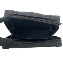 将图像加载到图库查看器中，LOUIS VUITTON Handle ・ Soft Trunk NoirM59163 Monogram Taurillon Leather
