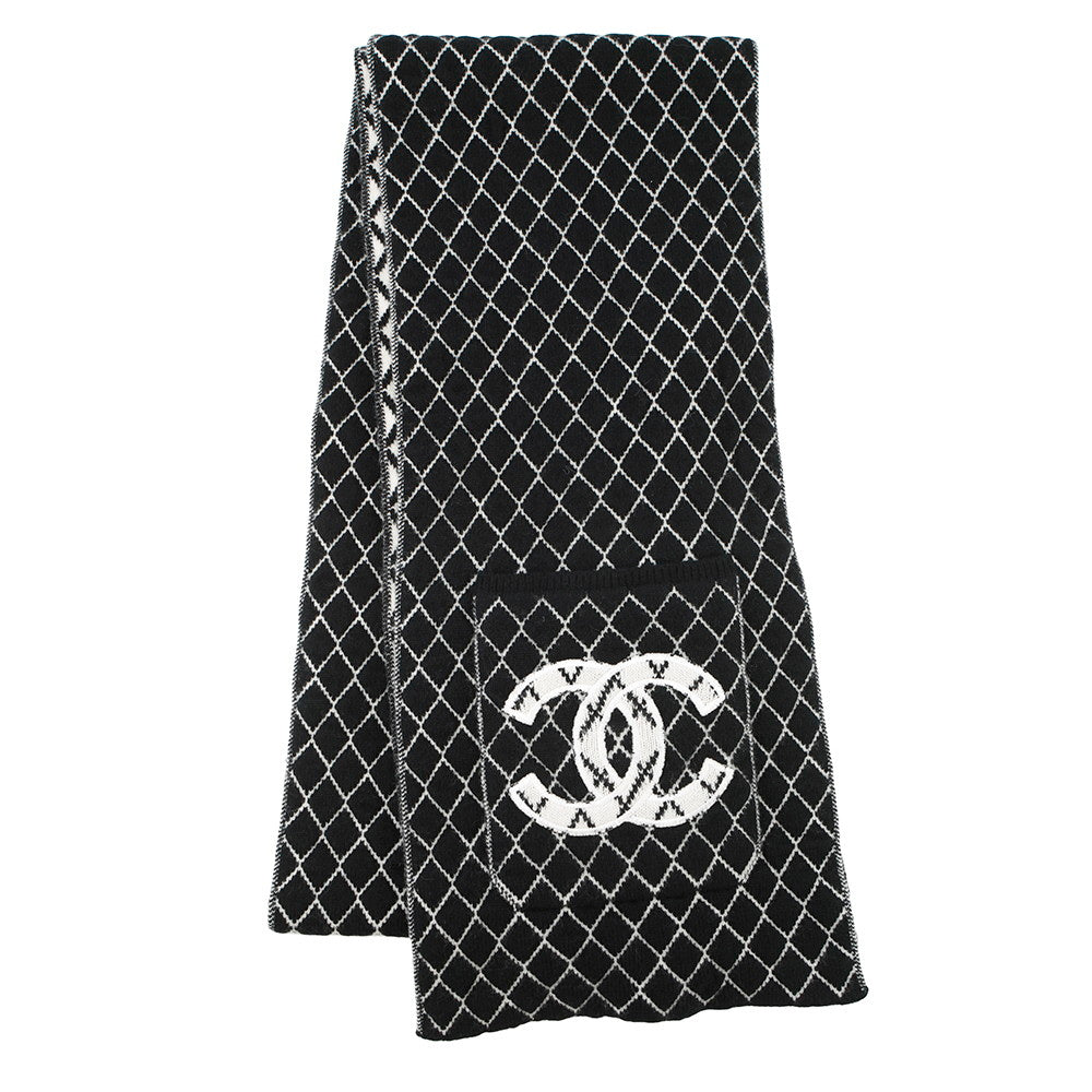CHANEL CC Logo Matelasse 19V Scarf Black/White Cashmere96% Polyester4%