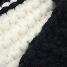 Load image into Gallery viewer, CHANEL CC Logo Low Gauge Knit Scarf Black/White Cashmere100%
