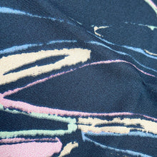 将图像加载到图库查看器中，CHANEL Reversible CC Logo/CHANEL Logo/Camellia Large Scarf Size Approximately35.4&quot; Black/Navy/Multicolor Silk100%
