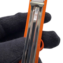 将图像加载到图库查看器中，HERMES Caprice Hair Clip Orange Aluminium
