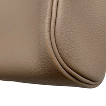 将图像加载到图库查看器中，HERMES Akkad Etoupe Togo Leather Size PM
