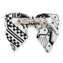 Load image into Gallery viewer, HERMES Barrette Grenelle Zig Zag Size PM Black/White Silk

