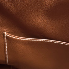 将图像加载到图库查看器中，HERMES Christine Cognac Taurillon Clemence
