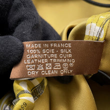 Load image into Gallery viewer, HERMES Musardine Buckle Workshop Multicolor Silk100%
