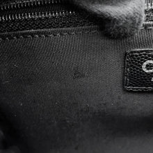 将图像加载到图库查看器中，CHANEL Boy Chanel ChainShoulder Bag BlackA92193 Caviar Leather Size 28
