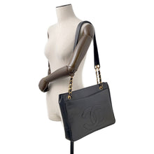 Load image into Gallery viewer, CHANEL ★CC Logo ChainTote Bag Black Lambskin
