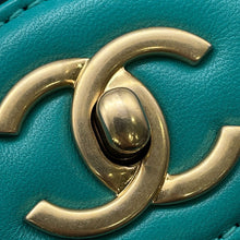 Load image into Gallery viewer, CHANEL Matelasse ChainShoulder Bag Green Lambskin
