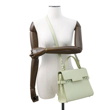 将图像加载到图库查看器中，Delvaux Tempe 2way Bag AmandAA0368ACP060DAM Patent Leather Size MM
