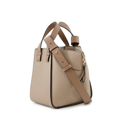 将图像加载到图库查看器中，LOEWE hammock compact BeigeA538H13X07 Leather
