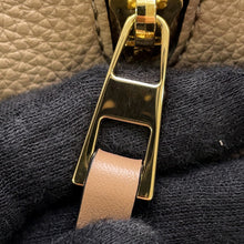 将图像加载到图库查看器中，LOEWE hammock compact BeigeA538H13X07 Leather
