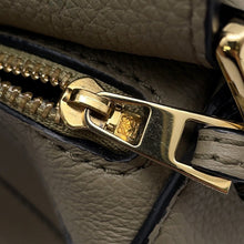 将图像加载到图库查看器中，LOEWE Puzzle Bag 2wayBag Greige Leather Size Mini
