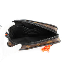 Load image into Gallery viewer, LOUIS VUITTON ★Pochette Volga NoirM44458 Monogram / Solar Powered Ray
