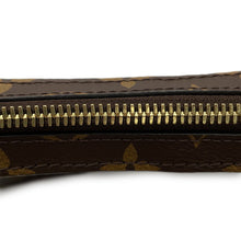 将图像加载到图库查看器中，LOUIS VUITTON Soft Trunk / Messenger BrownM68494 Monogram Size PM
