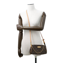 将图像加载到图库查看器中，LOUIS VUITTON Eva BrownM95567 Monogram

