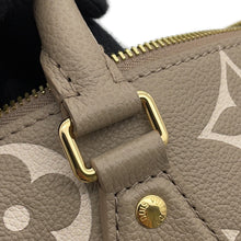 Load image into Gallery viewer, LOUIS VUITTON Speedy Bandouliere Tourterelle claimM46575 Monogram Empreinte Leather Size 20
