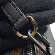 将图像加载到图库查看器中，LOUIS VUITTON Vertical・Soft Trunk NoirM45044 Monogram / Toughtage

