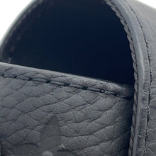 将图像加载到图库查看器中，LOUIS VUITTON Steamer Wearable Wallet NoirM81746 Monogram・Taurillon
