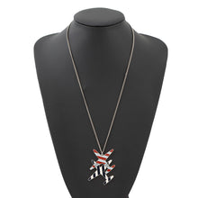 将图像加载到图库查看器中，CHANEL Airline Necklace Red/Blue/White Metal
