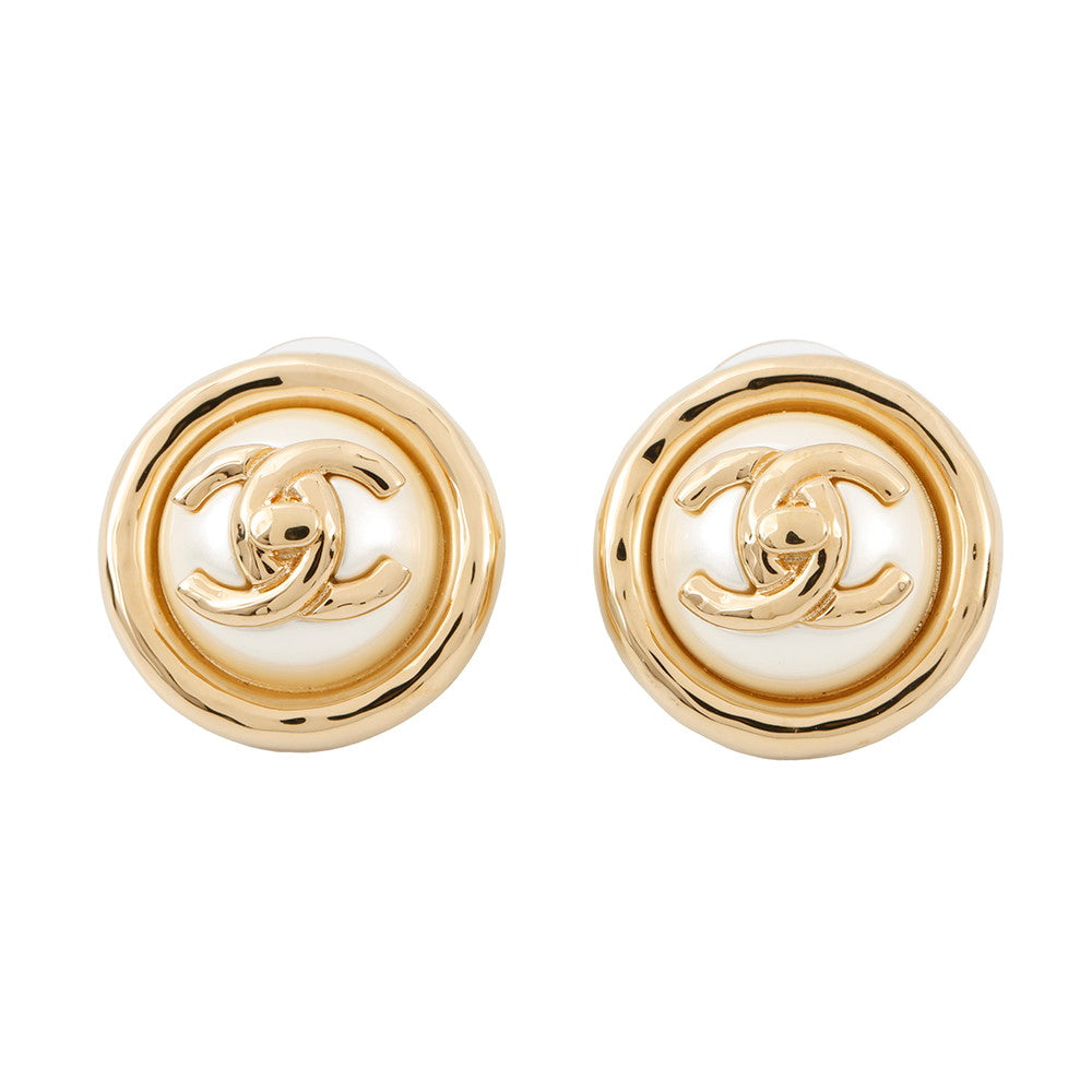 CHANEL CC Logo Faux Pearl EarringsABD690 Gold Plated Faux Pearl
