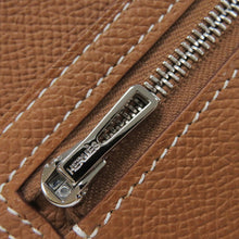 将图像加载到图库查看器中，HERMES BEAN Compact Gold Epsom
