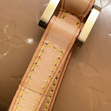 Load image into Gallery viewer, LOUIS VUITTON Bedford NoisetteM91329 Monogram Vernis Leather
