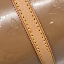 Load image into Gallery viewer, LOUIS VUITTON Bedford NoisetteM91329 Monogram Vernis Leather

