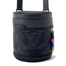 Load image into Gallery viewer, LOUIS VUITTON ★Louis Vuitton 2054 II Expandable Polochon NoirM45604 Nylon Leather
