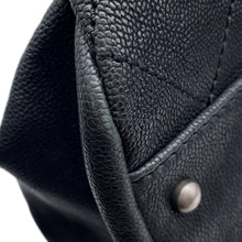 将图像加载到图库查看器中，CHANEL Wild Stitch Matelasse Boston BlackA33045 Caviar Leather
