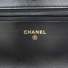 将图像加载到图库查看器中，CHANEL Matelasse Chain wallet BlackAP0250 Lambskin
