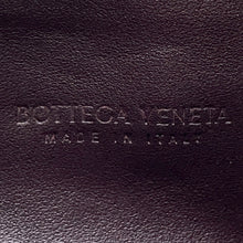 将图像加载到图库查看器中，Bottega Veneta The Valve Shoulder Bag Dark Purple Leather
