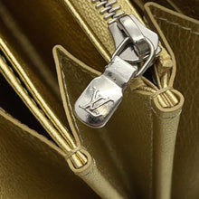 将图像加载到图库查看器中，LOUIS VUITTON Zippy Rock Me GoldM69058 Calf Leather
