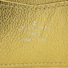 将图像加载到图库查看器中，LOUIS VUITTON Zippy Rock Me GoldM69058 Calf Leather
