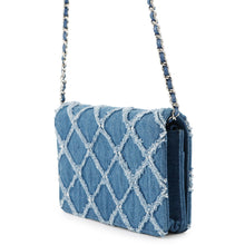将图像加载到图库查看器中，CHANEL Matelasse Chain wallet BlueA33814 Denim
