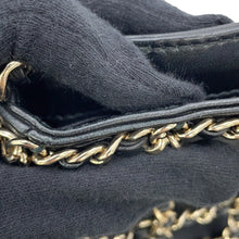 将图像加载到图库查看器中，CHANEL Cruise Collection 2WAY Chain Shoulder Bag BlackAS1622 Lambskin
