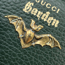 将图像加载到图库查看器中，GUCCI Gucci Garden Round Zip Long Wallet Bat Design Green516942 Leather
