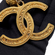 Load image into Gallery viewer, CHANEL CC Mark Necklace Gold Gold Plated
