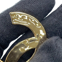 Load image into Gallery viewer, CHANEL CC Logo Brooch Black Gold Plated
