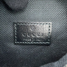 Load image into Gallery viewer, GUCCI ★Interlocking G belt bag Black682933 GG Supreme Leather
