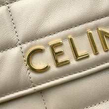 将图像加载到图库查看器中，CELINE Matelasse Mono Chrome Chainshoulder Bag Greige111273 Leather
