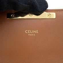 将图像加载到图库查看器中，CELINE Triomphe Claude Shoulder Bag White194142 PVC Leather
