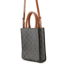 将图像加载到图库查看器中，CELINE Triomphe Vertical Cabas Tan194372 PVC Leather Size Mini
